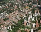 El Poblado Real Estate - View of Parque Lleras in Center (348kb)